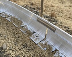 Raidisseur de jonction pour dilatation entre les cornières aluminium Plantco France